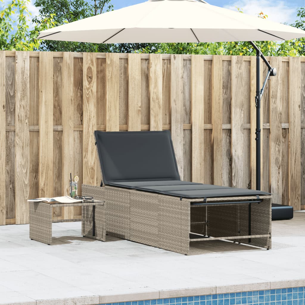 Lettini Prendisole 2pz con Tavolino Grigio Chiaro in Polyrattan - homemem39