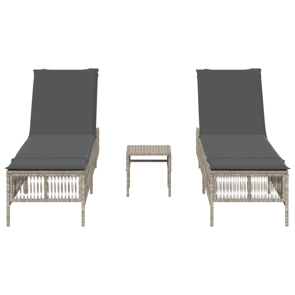 Lettini Prendisole 2pz con Tavolino Grigio Chiaro in Polyrattan